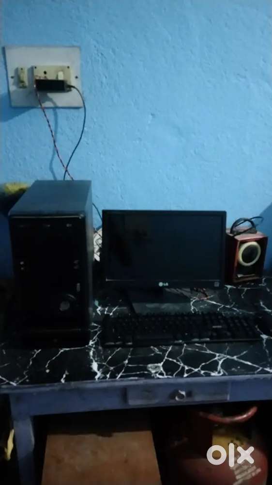 Pc windows 11 pro 6gb ram SSD 6/256 gb