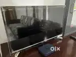 Samsung 32-inch LED TV - Excellent condition