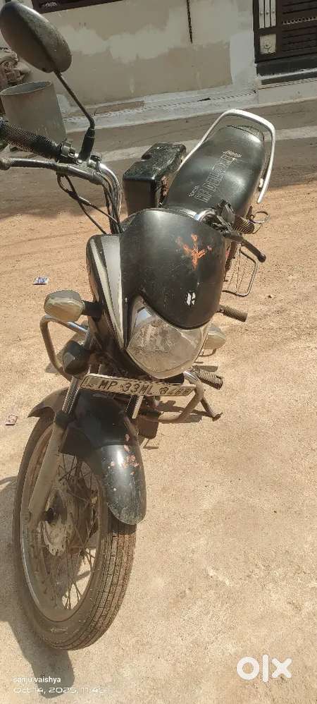Bike for sell model 2016 gaadi me koi kaam nahi h