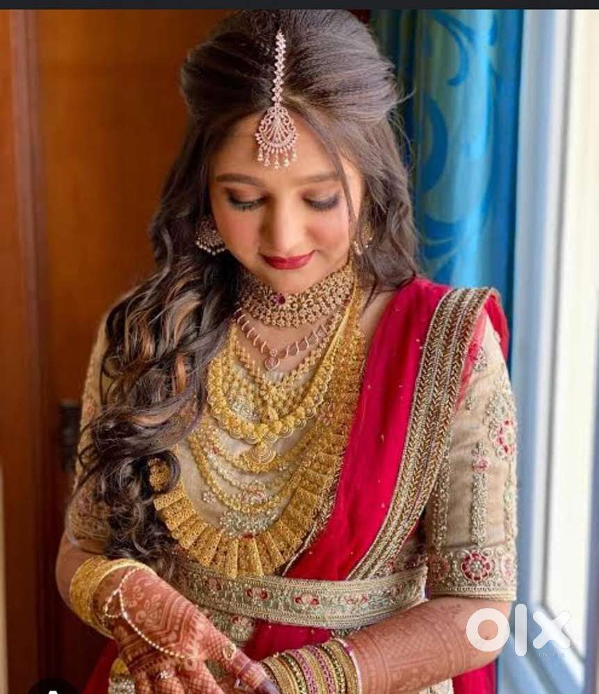 Bridal makeup service