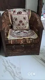 Sofa set in fine condition