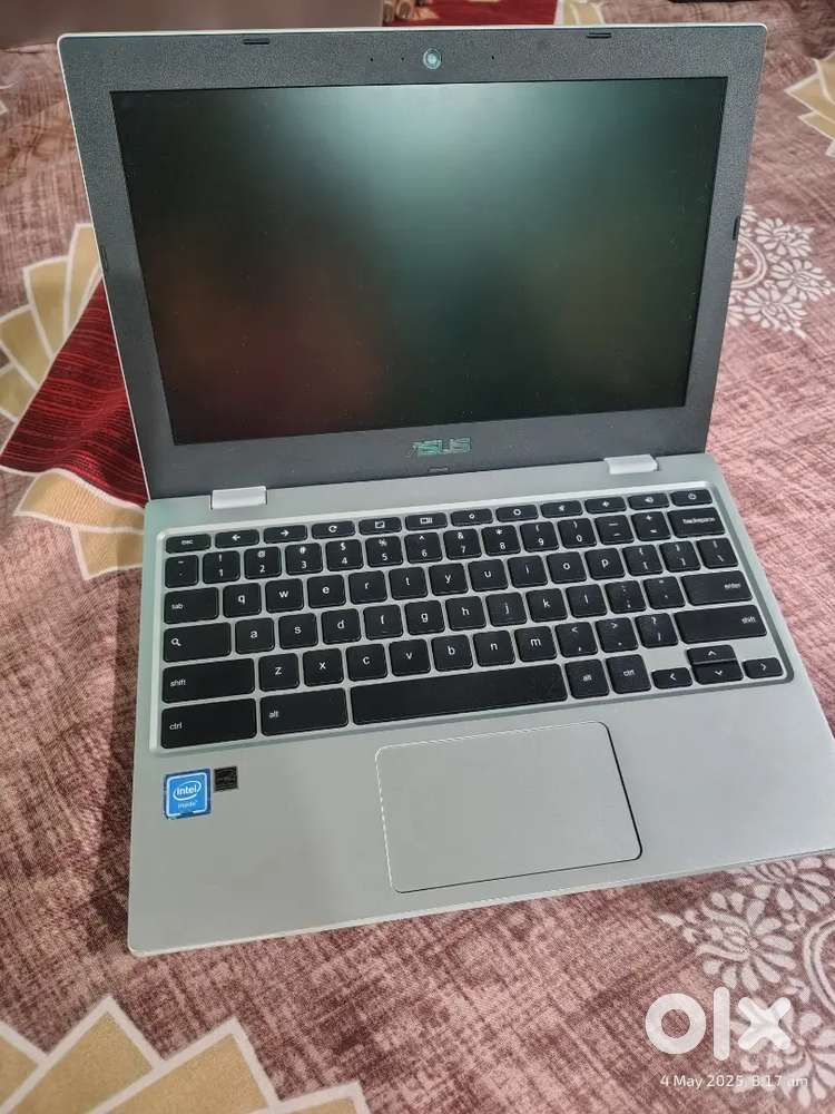 New model Asus Chromebook