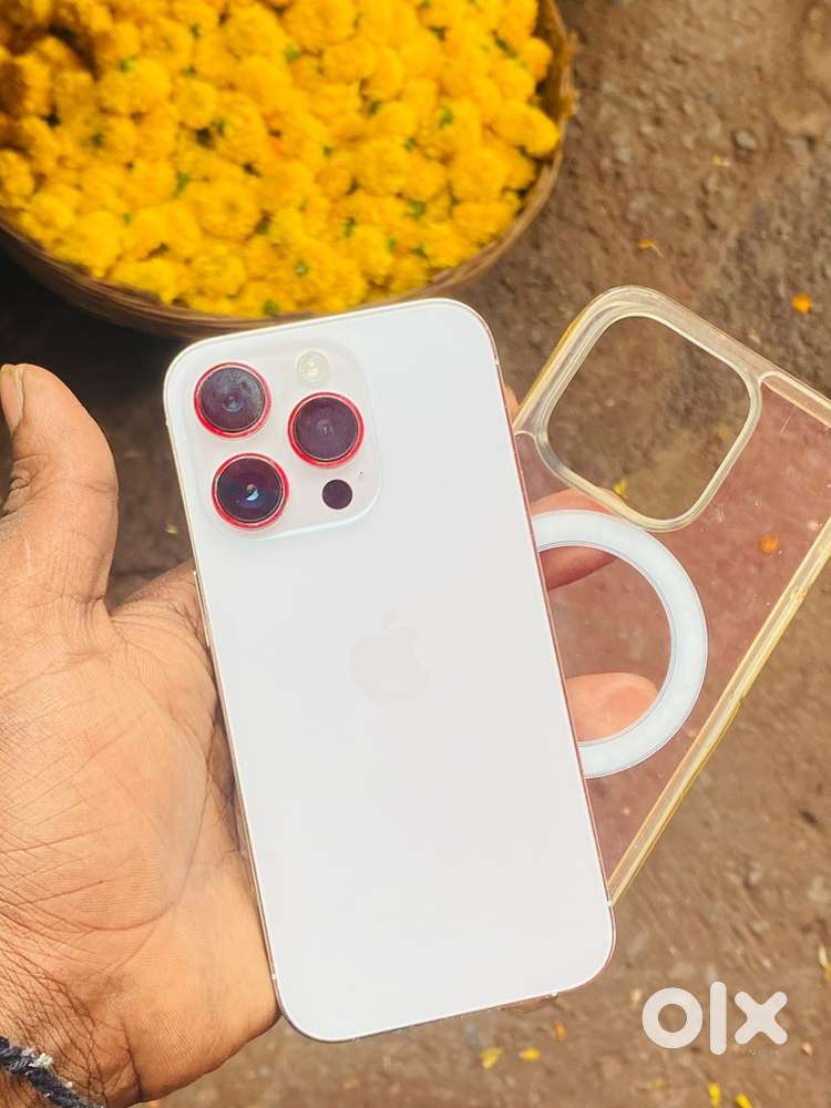 iPhone 14 pro white silver battery 88