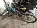 Fantom
Count 29 T(inch) Mountain Cycle 21 Gear, Only Front Suspension)
