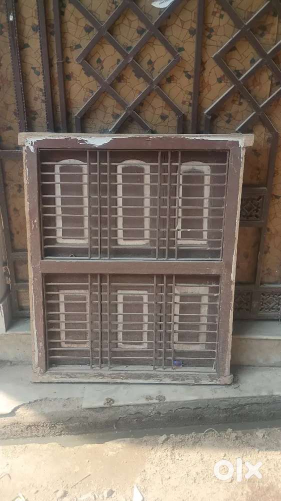 WINDOW SHEEMSHAM OLD