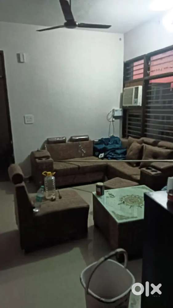 18000 rent couple no issu