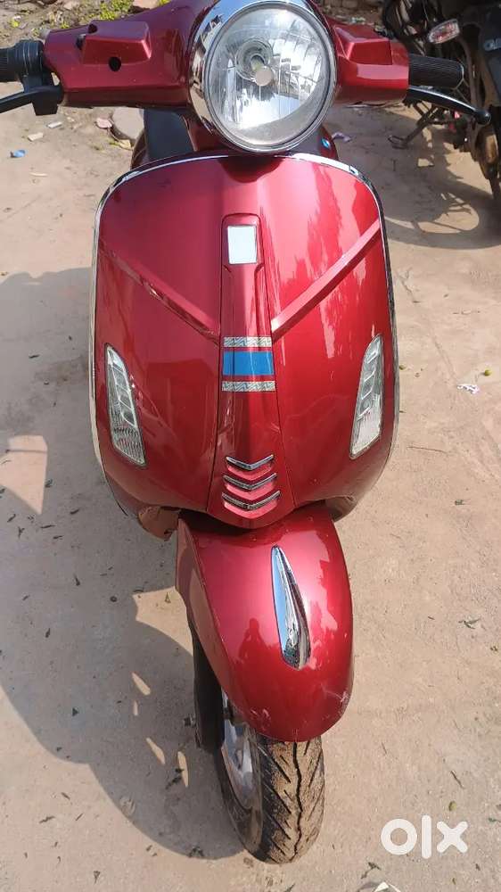 Electric vehicle is but iwant new that s I sell everything is good col
