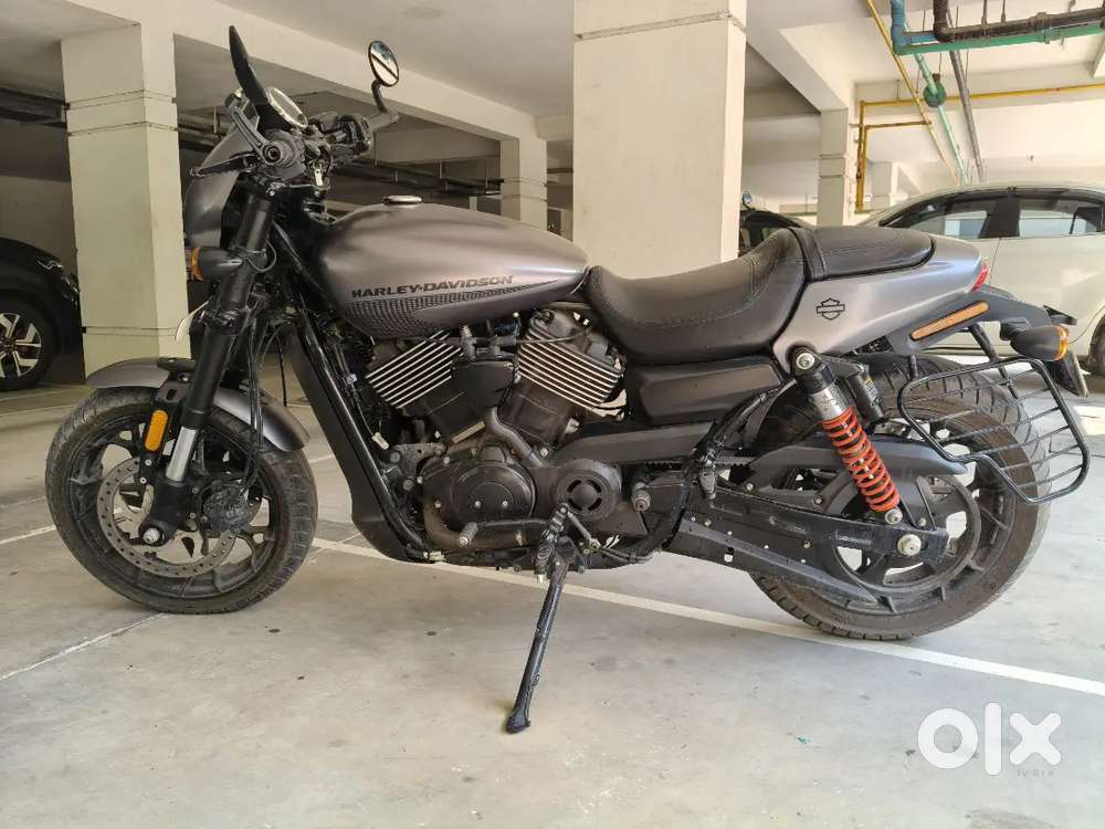 Harley Davidson Street Rod 750. 3900 kms driven.