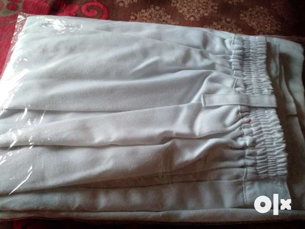 BRAND NEW White divider skirt