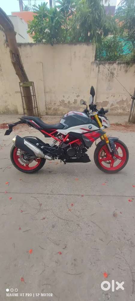 BMW G310 RR ONLY 2100KM RUNNING