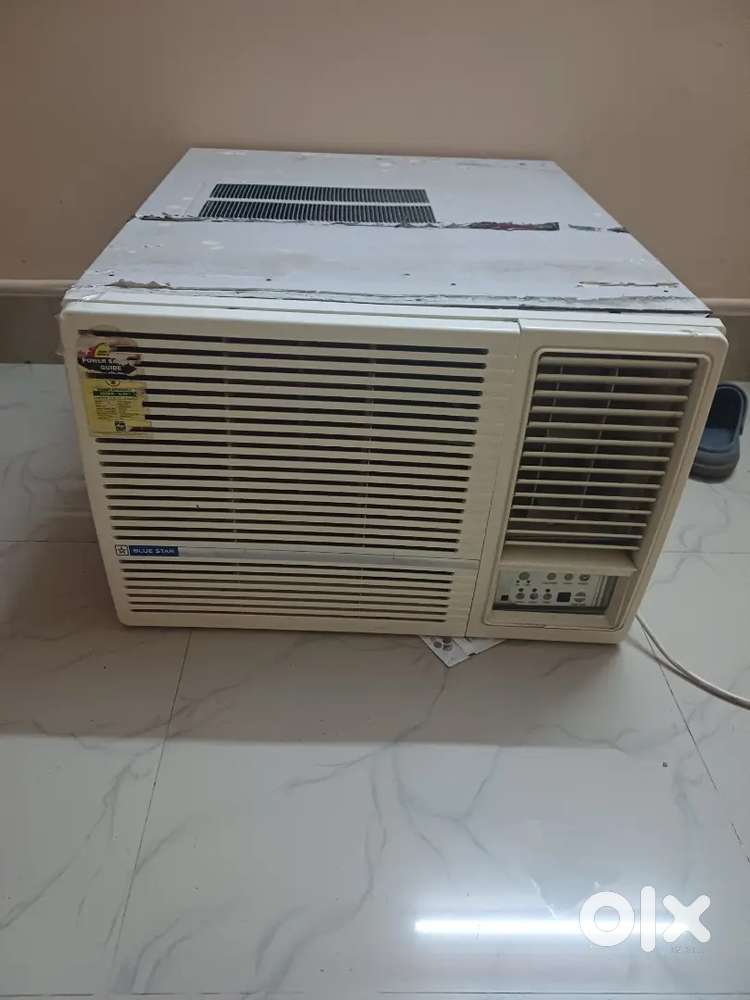 BLUE STAR AC 2.0 Ton