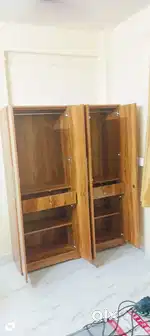 Wardrobe 4 Door wardrobe Natural wood finish