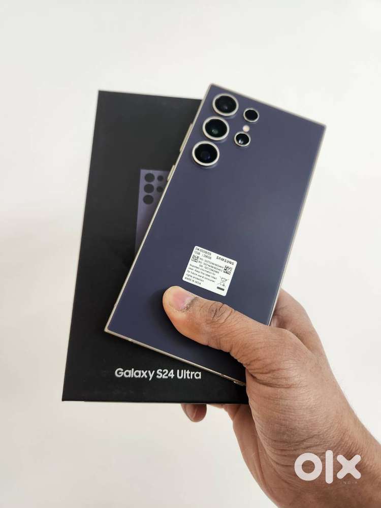 Selling S24 Ultra, Less Used, Mint Condition,12/256GB Variant.  Warran