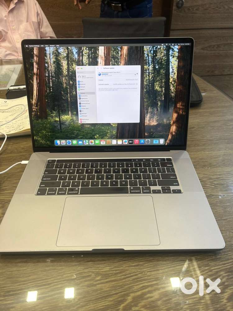 Selling my Apple Macbook Pro 16 inch 2019 in excellent working cond