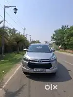 Toyota Innova Crysta 2016 Diesel Well Maintained car