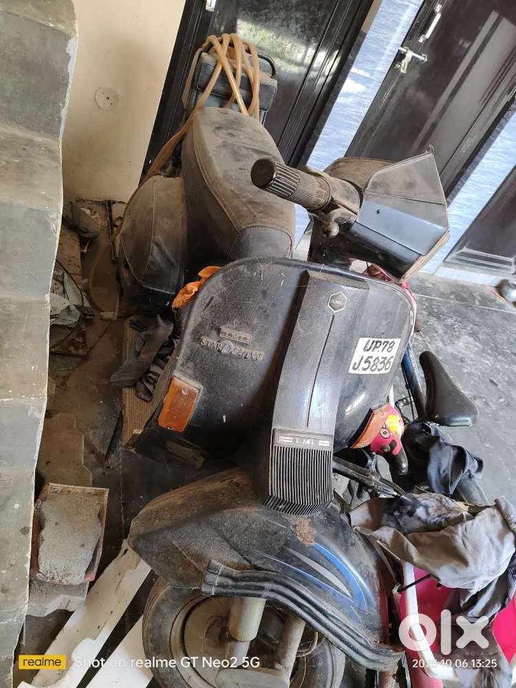 Old non working scooter