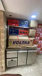 Makeline freezer with display