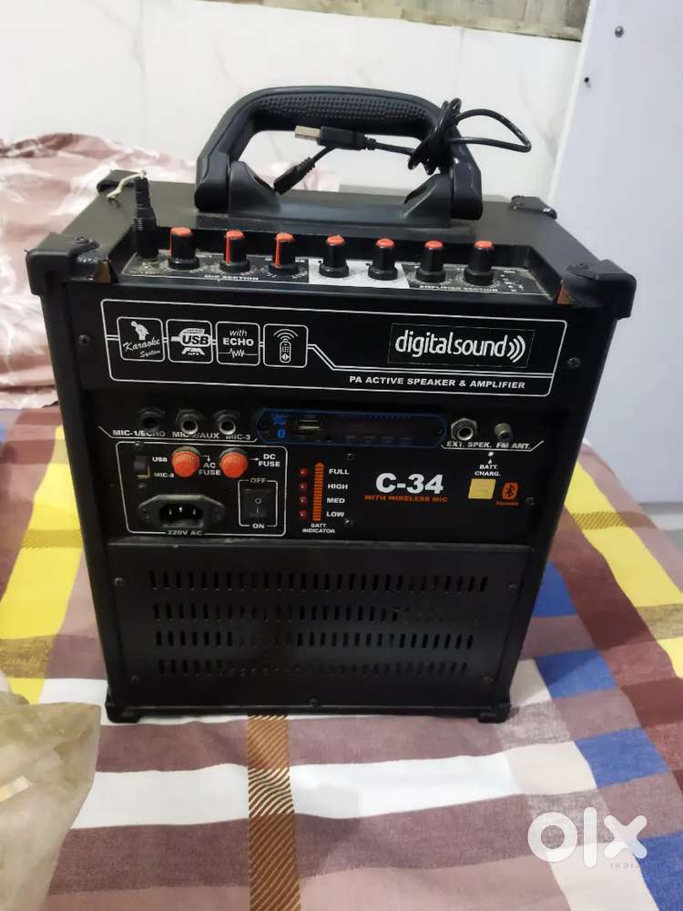 Speaker with Bluetooth