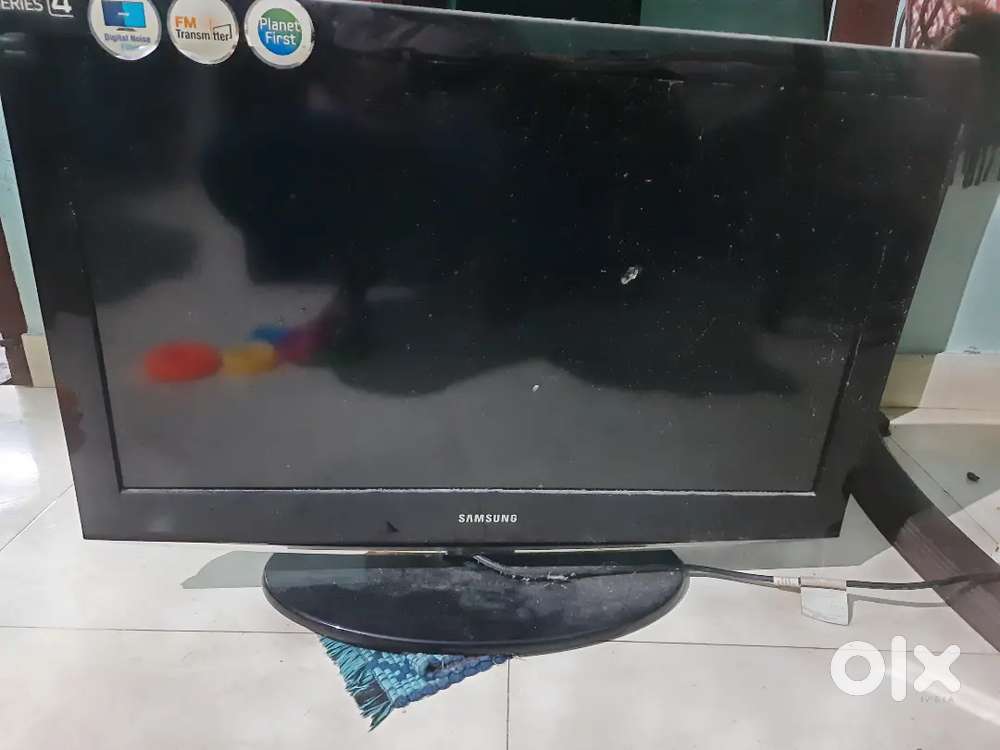 Samsung 32 inch lcd TV (display complaint)