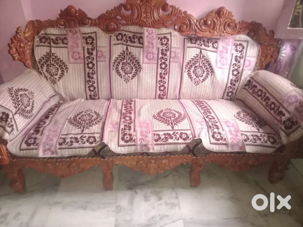 Wooden Sofa with good condition and a beautiful polish