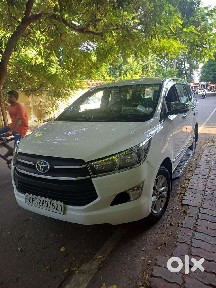 Toyota Innova Crysta 2.4 G MT 7 STR, 2016, Diesel