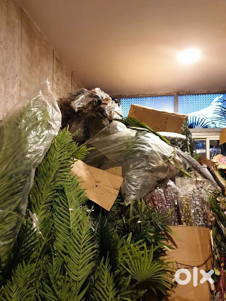 Imported Fountains, artificial flowers, plants