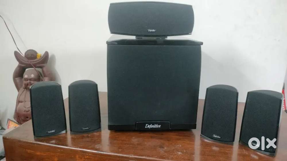 Definitive technology 5.1 ch package