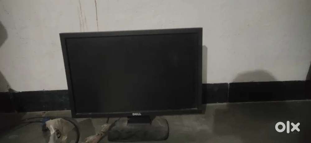 Urgent Selling Dell monitor