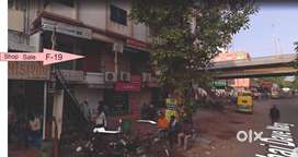 Main road shop sale fisrt floor