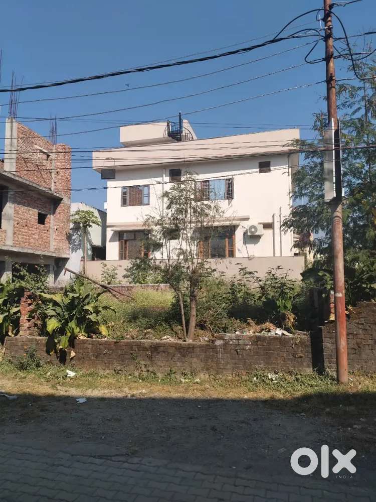 100 Gaj MDDA approved plot available.