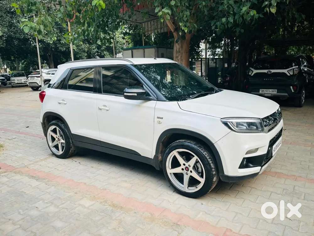 Brezza  , top model,  diesel, automatic