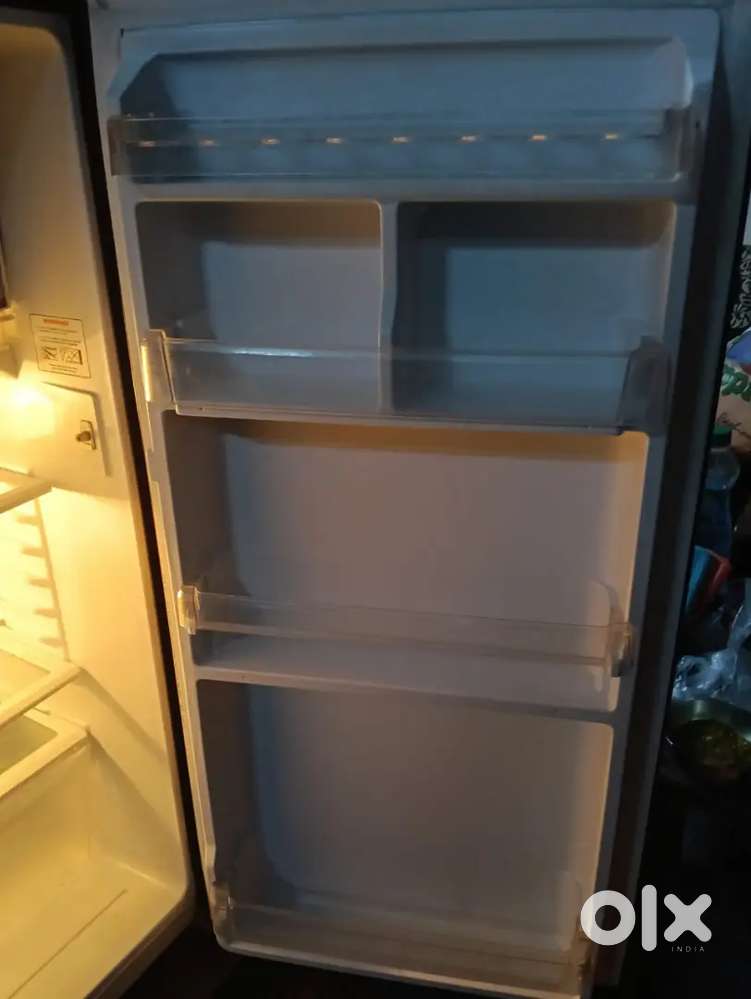 Kelvinator Fridge 160 Ltr.