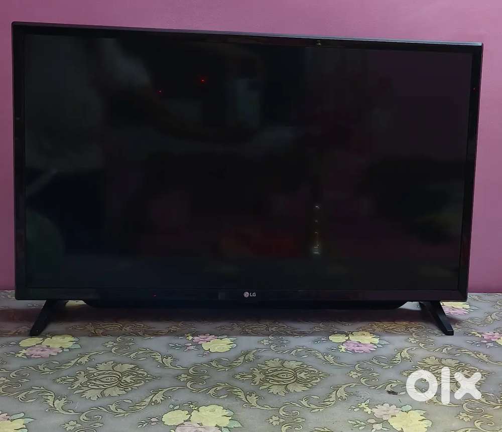 LG 32 inch Smart Tv with Superb Condition