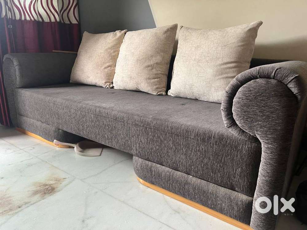sofa grey & cushion
