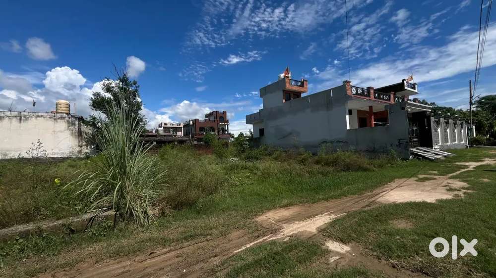 Selling plot of 10 marla