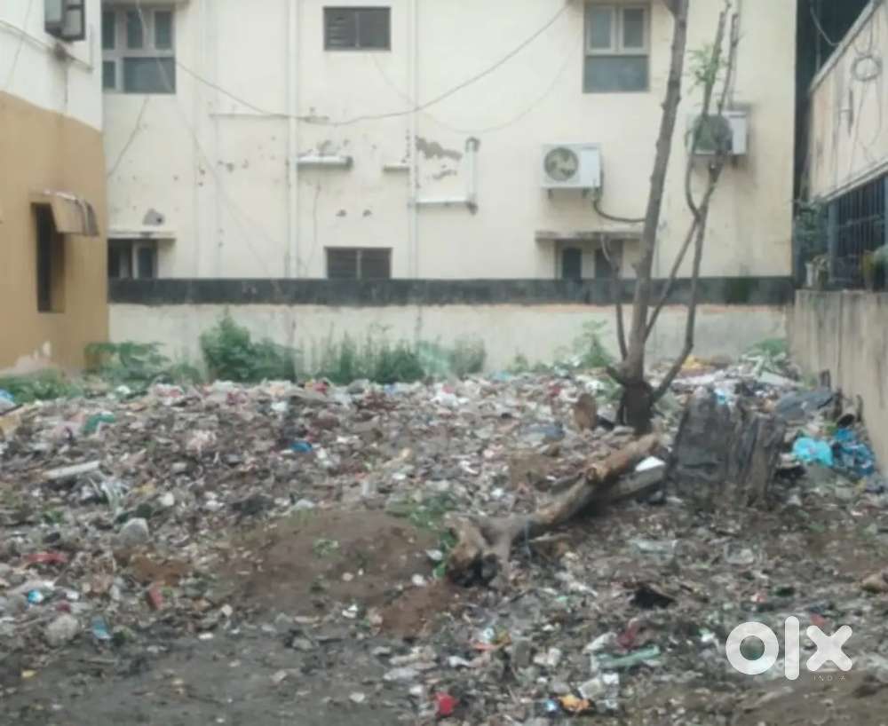 Vacant plot available for car parking business