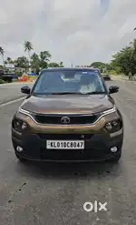 Tata Punch 1.2 Revotron Creative AMT Dual Tone, 2024, Petrol