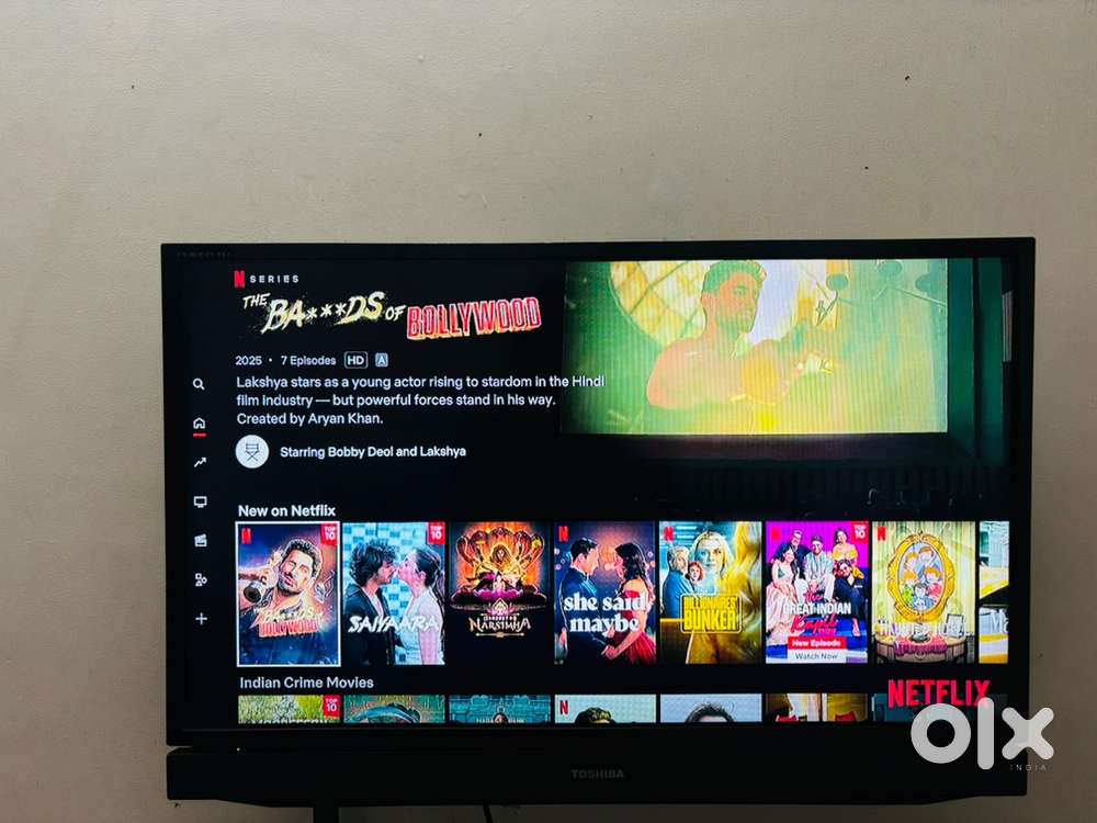 Toshiba  32 inch Led  With Fire Tv Stick with stick smartv smart TV