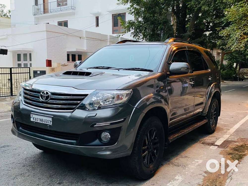 Toyota Fortuner 3.0 4x2 Automatic, 2013, Diesel