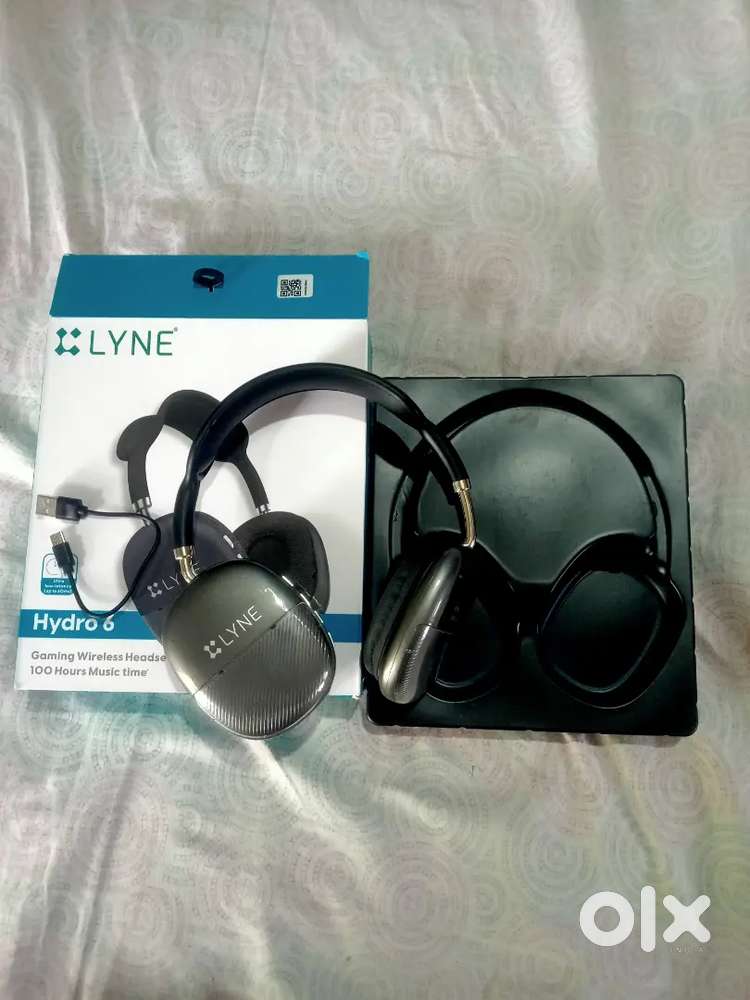 Headphone urgent sale