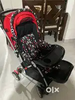 Mee mee brand baby pram with rocker