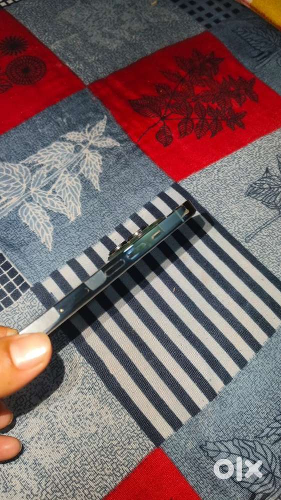 Urgent sell /Iphone 13 pro - 128 gb