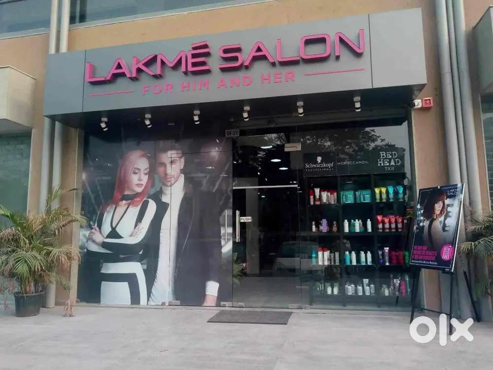 URGENT JOINING FOR !! MAKEUP ARTIST JOB !! IN LUCKNOW APPLY NOW !!