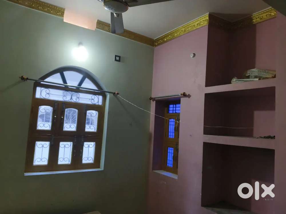 1 BHK Seprate Flat Available In Vivek Vihar Mohalla