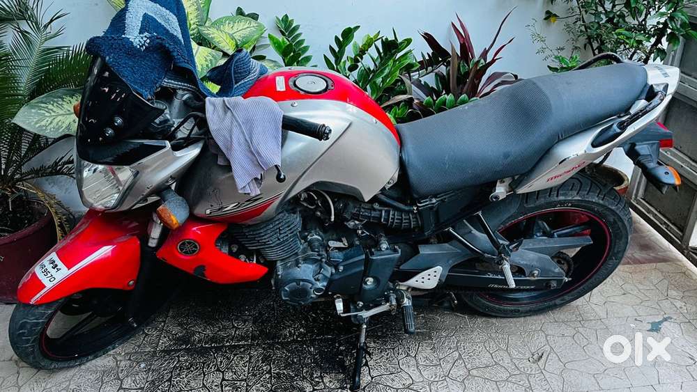 Red and silver colour