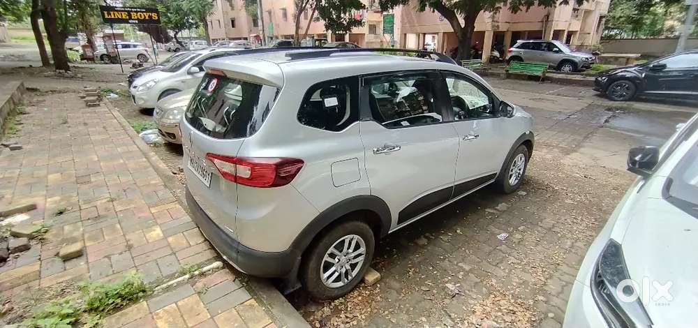 24*7 5 And 7 Seater Cars ,Buses , Drivers Available On Rent