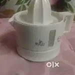 Fruit juicer
