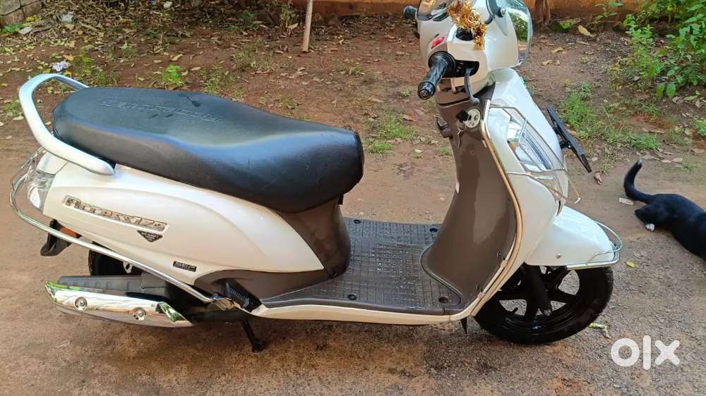 Well maintained scooty top end model