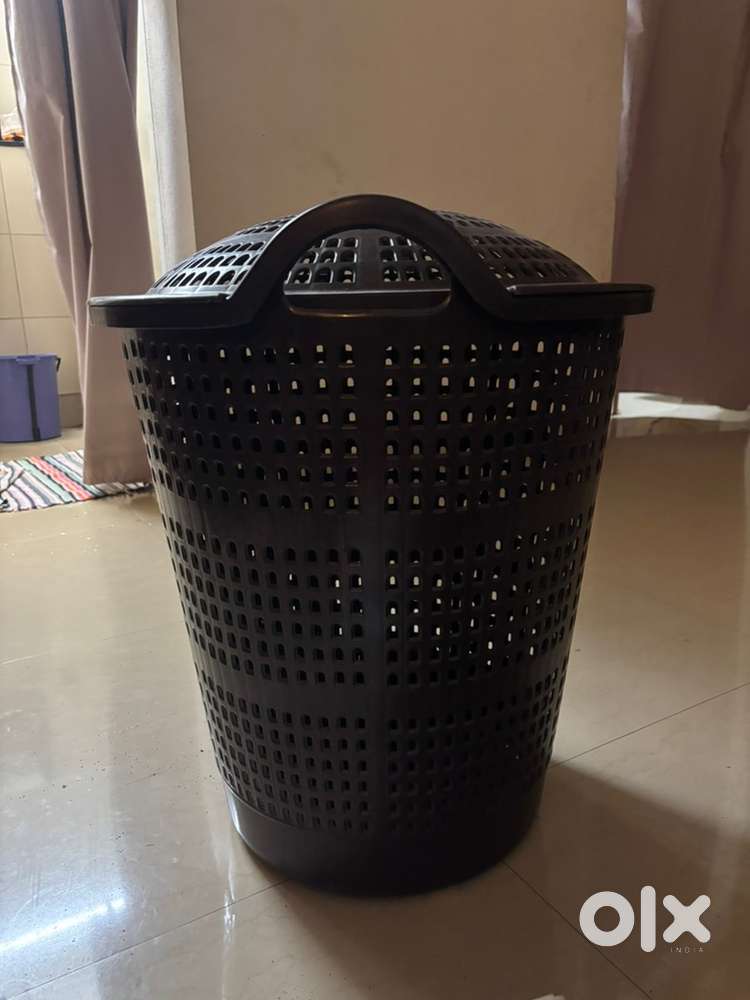 Laundry basket
