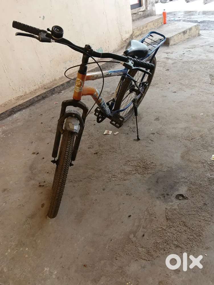 Dual disc brake shocker cycle